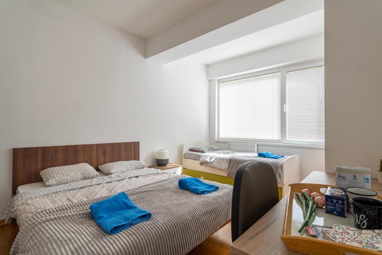 Skopje Eluxory Apartments  Extérieur photo