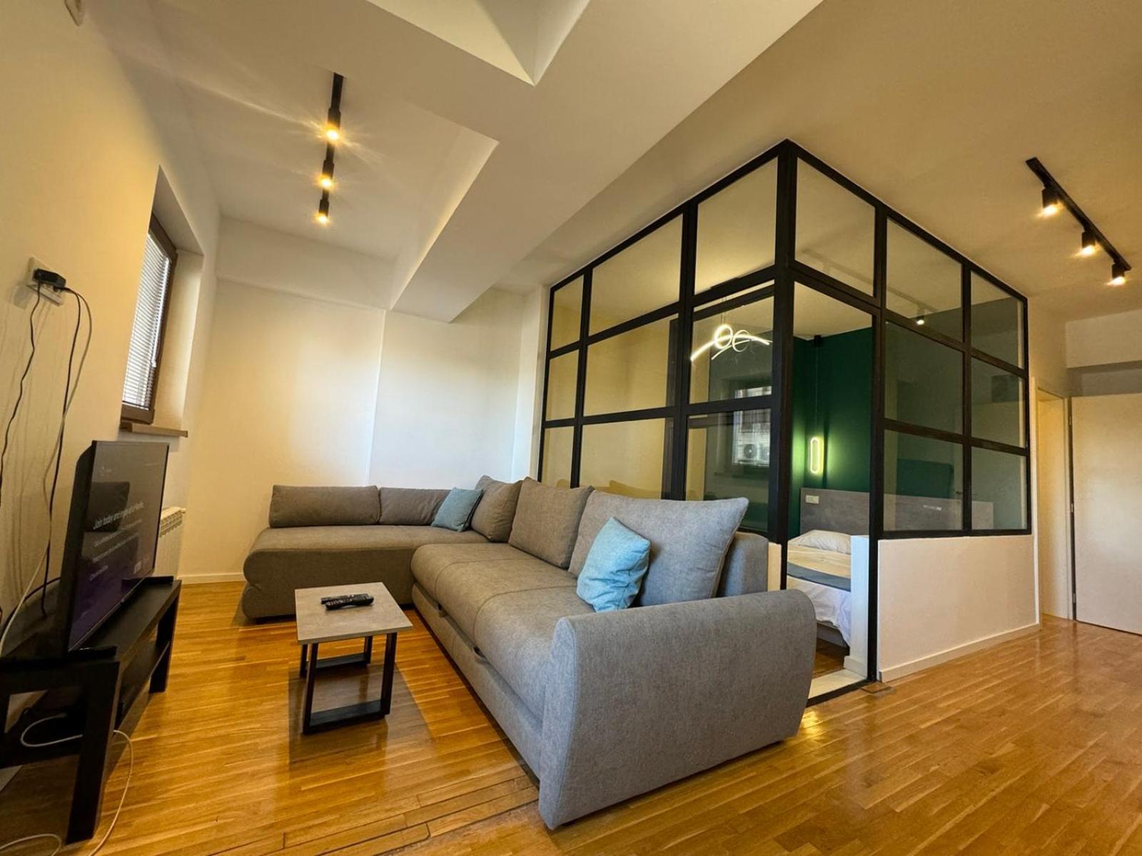 Skopje Eluxory Apartments  Extérieur photo